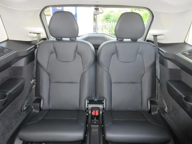2020 VOLVO XC90 B5